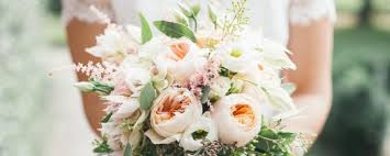Wrap your bouquet with floral tape, pressing it so it adheres. Make Your Own Wedding Bouquet Lighthouse Point Yacht Club