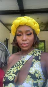 Somebody show me how to do the dance 💃🏽