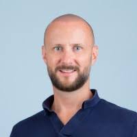 1995000+ "🐷" profiles