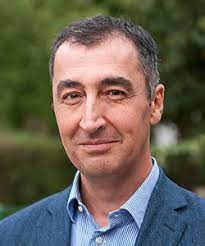 Cem özdemir is a german politician of the german political party alliance 90/the greens. Cem Ozdemir
