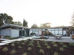 Redwood city has an average walk score of 61 with 76,815 residents. Haus Der Funfzigerjahre Ellis Jacobs Umgewandelt In Die Mitte Des Jahrhunderts Modern Redwood City Ca Usa