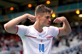 У нас вы можете смотреть обзоры матчей, матчи в записи онлайн, повторы матчей футбольных чемпионатов стран европы, национальные кубки, международные соревнования, а также турниры лиги чемпионов и лиги европы. Euro 2020 Open Watch Thread Day 12 Black White Read All Over