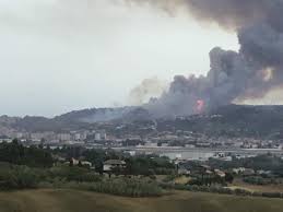 About press copyright contact us creators advertise developers terms privacy policy & safety how youtube works test new features press copyright contact us creators. Pescara Incendio Sul Colle Di San Donato Paura Per Le Abitazioni Foto Video Ultime Notizie Cityrumors It News Ultima Ora