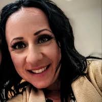 20+ perfiles de «Iula»