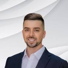 Ian Bernal, TX Real Estate Agent