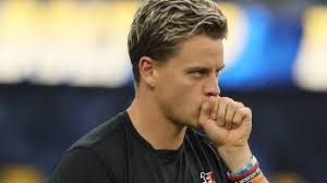 Joe Burrow uncertain how his surgically repaired wrist will respond in cold  - NBC Sports