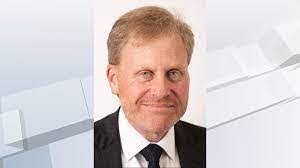 Aaron Scheibelhut's Instagram, Twitter & Facebook