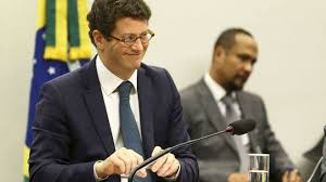Randolfe rodrigues quot se pelos menos o presidente da república ficasse calado ajudaria muito quot. Randolfe Rodrigues