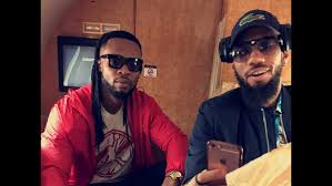 Hot gist, entertainment, politics and even comedy rolled into 1 with a unique delivery. Top 8 Nigerian Musicians That Owns Private Jets Naijauto Com