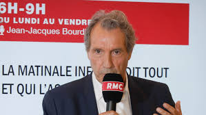 Avec 24.350 euros de revenu mensuel, le candidat n'arrive pas à économiser de l'argent. Epingle Sur People