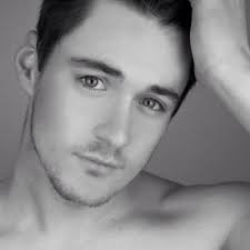 Jamie beebee (@jamiebeebee94)