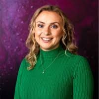 Anna Chadwick's Instagram, Twitter & Facebook