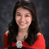 Mabel Reyes's Instagram, Twitter & Facebook