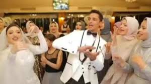 حفل زفاف شقيق امل ماهر | فيس مصر.اشتهر محمد مخلوف بنشر صوره وهو يقف أمام السيارات الرياضية الفارهة والفيلا الفخمة التي يعيش فيها في دبي. ØªØ­Ù…ÙŠÙ„ Ø£ØºÙ†ÙŠØ© Ø­Ø§Ù„Ø§Øª ÙˆØ§ØªØ³ ÙØ±Ø¬ Ø§Ø¨Ù† ÙØ§Ø·Ù…Ø© Ø§Ø¨Ùˆ Ø­Ø§ØªÙ‰ Mp3 Mp4