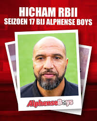 Naast Edwin, Patrick en Ronald verlengt ook Hicham in technische staf  Alphense Boys 1