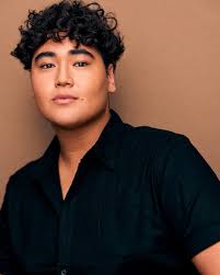 H E A D S H O T • Actor: Kayla Glenn // @kaylapglenn