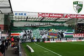 Njihov stadion se imenuje stadion ernst happel. Sv Ried Sk Rapid Wien 26 06 2015