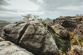 Wandern in der sächsische schweiz mit und ohne hilfe von gps, als vorlage für eigene wandertouren im elbsandsteingebirge, der böhmischen schweiz und den randzonen. Wandern Im Nationalpark Sachsische Schweiz Meine 3 Lieblings Touren Lys En Voyage