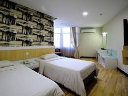Wenn sie dagegen eher kulturell interessiert sind, ist folgendes empfehlenswert: Ming Star Hotel Room Reviews Photos Kuala Terengganu 2021 Deals Price Trip Com