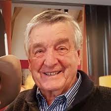 Identify people in Nugent school class photo?