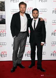 As we have in the past that he has dated and had a relationship with many famous women, and he has always fallen for women, and there have never been any rumors or speculations regarding him being gay, we can completely conclude that he is absolutely straight. Cuanto Mide Ewan Mcgregor Altura Real Height