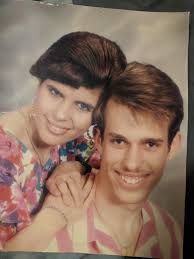 Couple celebrates 30th wedding anniversary in 1994