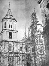 En 2003, gracias al aporte económico del getty grant program, se desarrolló el proyecto restauración, conservación y gestión de la iglesia de san pedro de carabayllo que se llevó a cabo desde setiembre de 2004 hasta marzo de 2006, y estuvo a cargo del arq. Lima La Unica Trabajos De Restauracion En La Iglesia San Lima