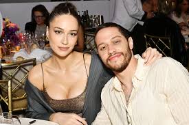 Pete Davidson and Elsie Hewitt ‘Working Through’ Relationship ‘Issues’: Their Daughter Is ‘Top Priority,’ Source Says
