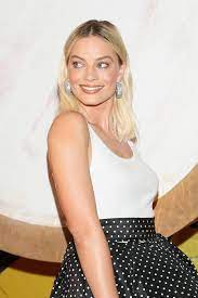 News of actress margot robbie's death spread quickly earlier this week, causing concern among fans across the world. Pin By Michelle Borkowska On Margot Robbie In 2021 Margot Robbie Margot Robbie Hot Celebrity Film