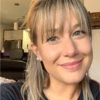 100+ perfiles de «Chaloux»