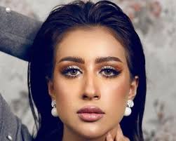 حبيبي يا حبيبي ، إنت فين حبيبي يا ، ياحلم أنا عشت عمري بستناه وأتمناه الفرقة عليا صعبة وإزاي يداري شوقي وأنا أعمل ايه لو أغمض عيني وأصحى ألاقيك هنا للبعد نهاية وإنت بقالك سنة يلا وتعالى أنا قلبي حيتعب كده إنت فين حيرة في. Ø¨Ø¹Ø¯ Ø¥Ø¬Ù‡Ø§Ø¶Ù‡Ø§ Ø·ÙÙ„Ù‡Ø§ Ø§Ù„Ø£ÙˆÙ„ Ø´ÙƒÙˆÙƒ Ø­ÙˆÙ„ Ø­Ù…Ù„ ÙØ±Ø­ Ø§Ù„Ù‡Ø§Ø¯ÙŠ Ù…Ù† Ø¬Ø¯ÙŠØ¯ Ø¨Ø§Ù„ÙÙŠØ¯ÙŠÙˆ