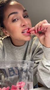 Danielle Lips's Instagram, Twitter & Facebook