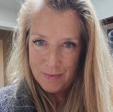 Trying to remember a big "Monster Slide" With the arms as slides? Close to  the Edens and Peterson?