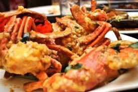 We never have thought that there a crab dish cooked with salted egg.yummeh! Crab With Salted Egg Ketam Masak Telur Masin Salted Egg Crab Recipes Food To Make