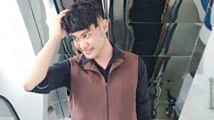 Butuh ide gaya rambut pendek pria untuk potong rambut? Gaya Rambut Crop Cut Pas Untuk Pria Wajah Oval Tribun Jateng