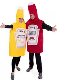 Some of my favorite costumes have been with my besties, so i thought i would share the top 5 best friend halloween costumes that i've done with my friend's over the. 30 Matching Best Friend Halloween Costumes Yourtango