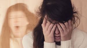 Les idées délirantes sont très présentes, parfois permanentes. Schizophrenie Comment Faire Face Au Delire Psychotique