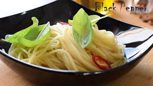Spaghetti With Olive Oil And Garlic Black Pepper Chef