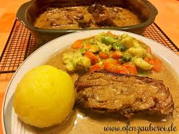 Rinderbraten Mit Rahmsauce Im Ofenmeister Oder Zaubermeister Von Pampered Chef Rinderbraten Rezept Rinderbraten Rinderschmorbraten Rezept