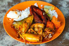 Mee sotong ini akan buat kan anda tidak tidur malam. Nasi Kandar Ayam Merah Nasi Ganja Yong Suan Ipoh