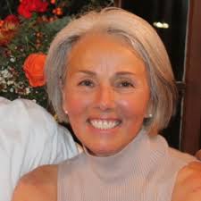 I got engaged to my best friend this weekend!!!! In the hustle and bustle  of work, it's easy to get caught up in the grind and forget to celebrate  life's beautiful moments.