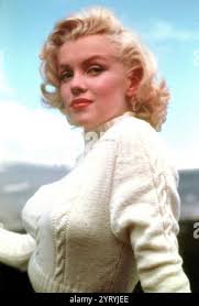 Marilyn Monroe Film River Of No Return (1954) Characters: Kay Weston  Director: Otto Preminger 30 April 1954 **WARNING** This Photograph is for  editorial use only and is the copyright of 20 CENTURY