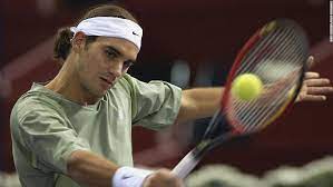 Roger federer hilariously reveals he used to get his twins. Federer Asks Murray For Hairstyle Tips On Twitter Cnn