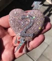 Diamant, a song by dj hamida, ridsa on. Hello My Name Is Mr Davis I M Calling From The Store Diamondsequalpower We Love Your Work And We Sell Diamond Wear Rapper Jewelry Luxury Jewelry Hippie Jewelry