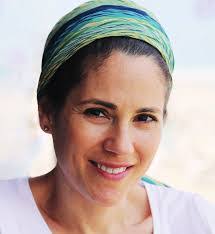 Beth Lichtenstein's Instagram, Twitter & Facebook