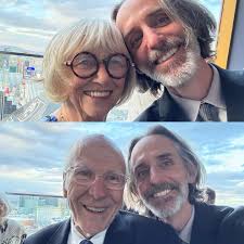 Congratulations to Todd, Julie, Christine, Tony, John, Teri, Tara, and the  entire POSNA team for an amazing Annual Meeting in Las Vegas. It was  innovative, educational, and well-organized. I had such a