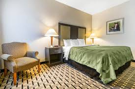 If you plan to drive, free parking is available. Quality Inn Lexington East Hamburg Area Lexington Ky Hotel Near Rupp Arena Book Now