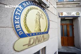 Dna Robot CumpÄƒrat La PreÅ£ Umflat Si MitÄƒ De 20 000 Euro In Dosarul CorupÅ£iei Din Spitale