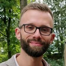 Thomas Carlier's Instagram, Twitter & Facebook