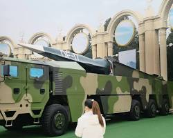 Image of DF17 missile